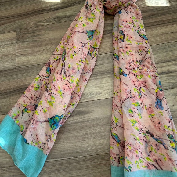 🧣 for sale! - Picture 4 of 5